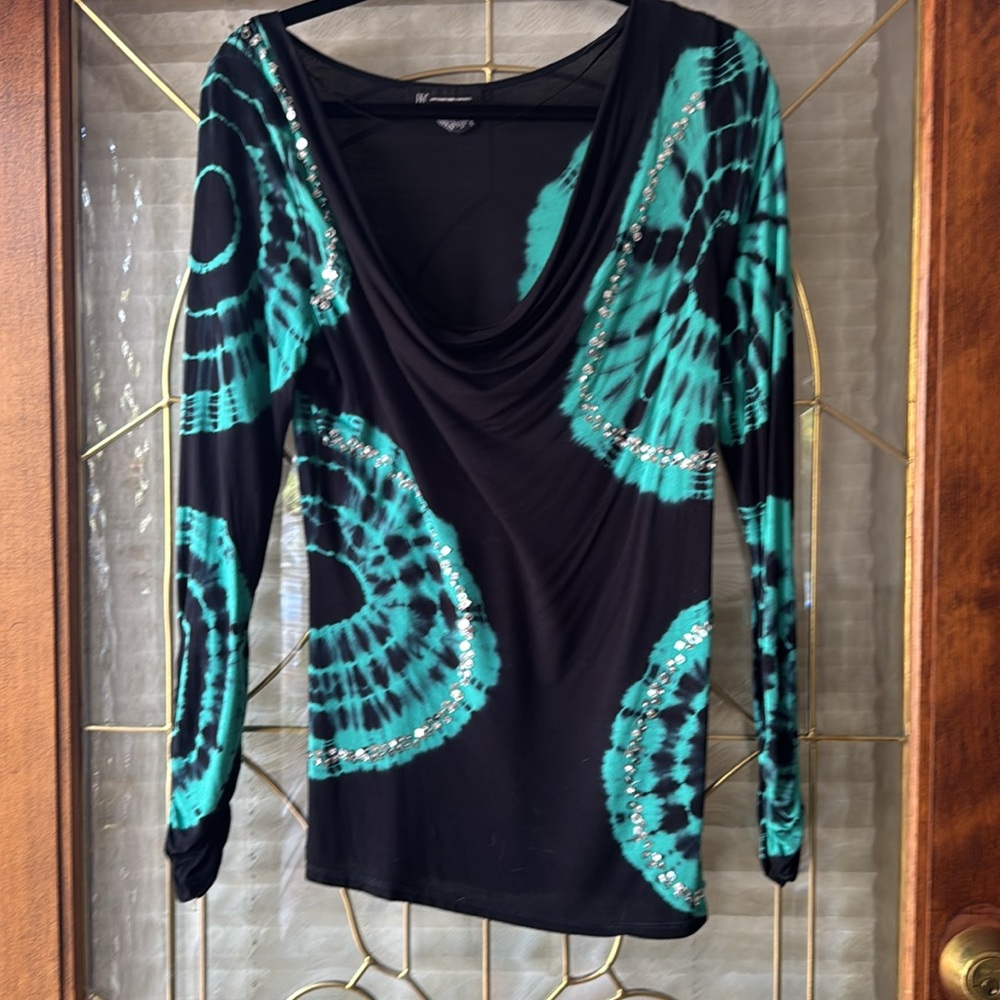 Cowl neck top, ruching on wrists, 100% rayon
